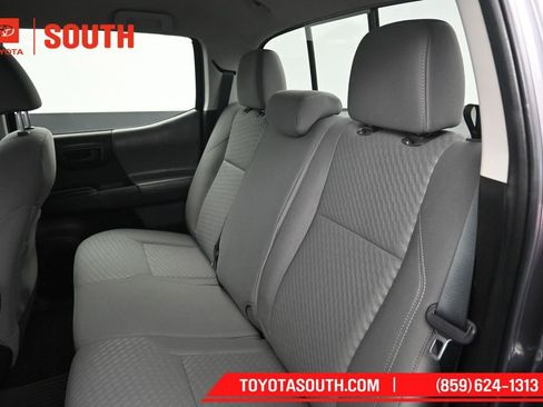Used 2023 Toyota Tacoma SR AWD/4WD image 23