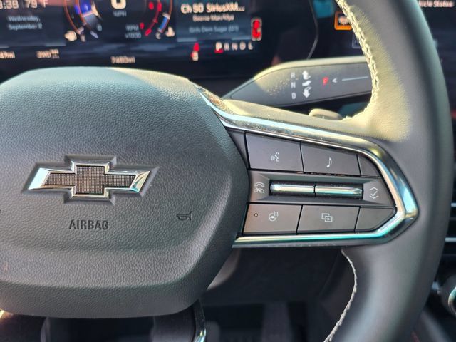 Used 2026 Chevrolet Traverse Z71 w/ LPO, Floor Liner Package AWD/4WD image 30