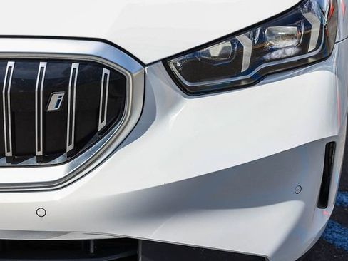 Used 2024 BMW i5 eDrive40i RWD image 10