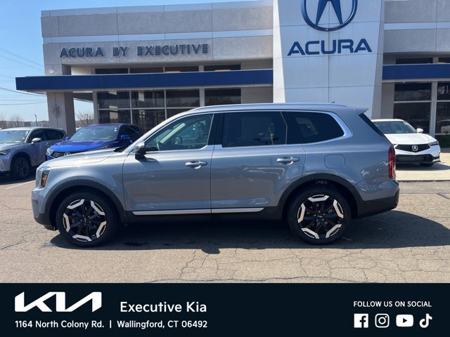 Certified 2025 Kia Telluride S AWD/4WD image 6