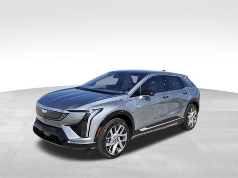 New 2026 Cadillac Optiq Luxury 1 image 2