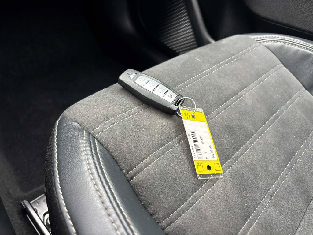 Used 2023 Mitsubishi Outlander Ralliart AWD/4WD image 29