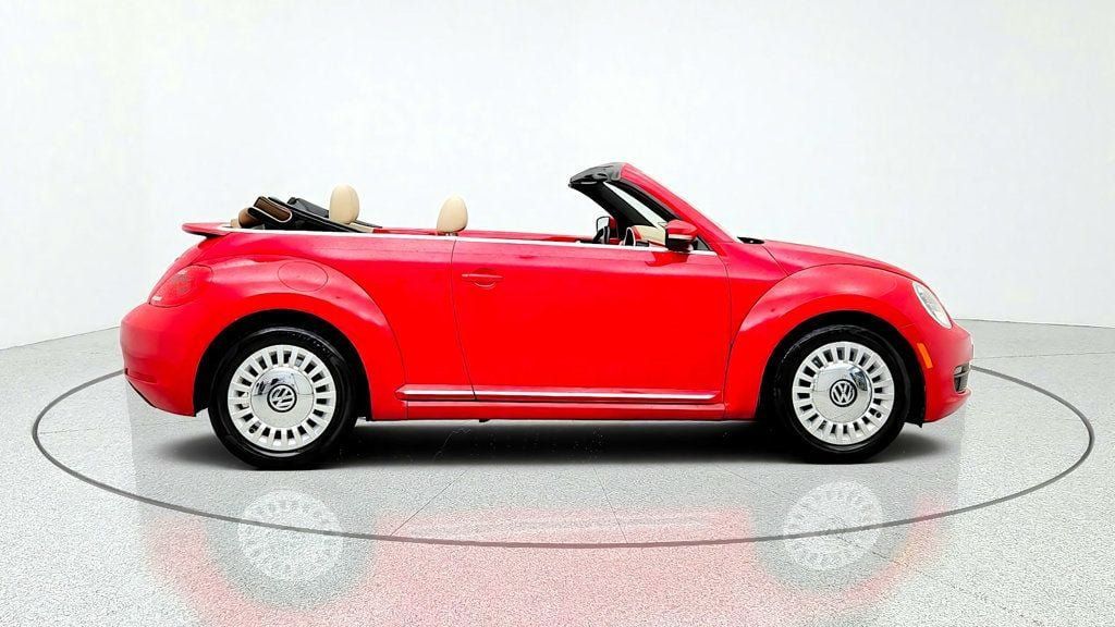 Used 2014 Volkswagen Beetle 2.5 FWD image 4