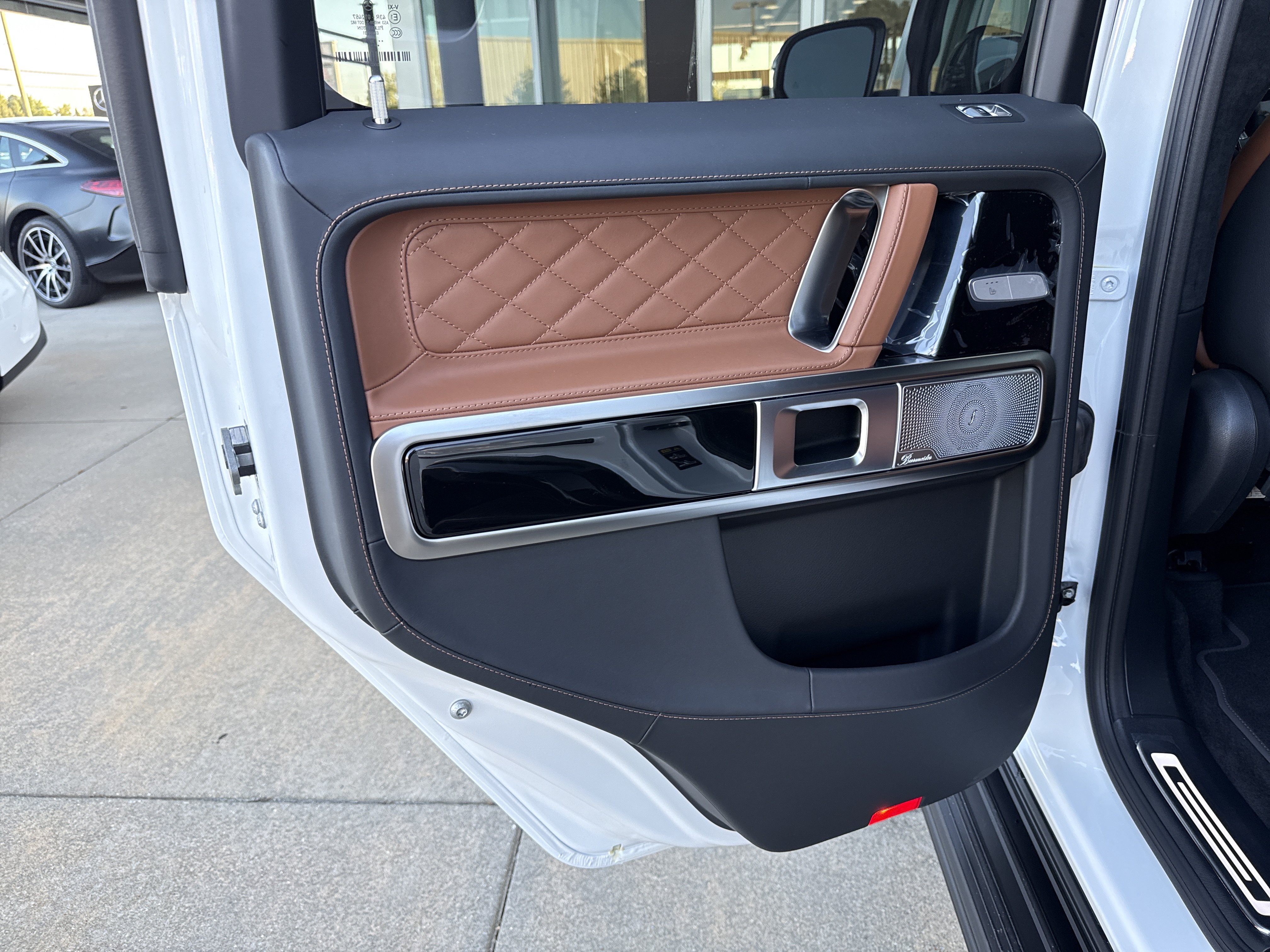 New 2027 Mercedes-Benz G 580 e image 30
