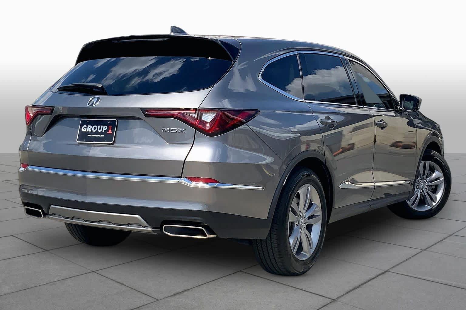 Used 2025 Acura MDX FWD image 13