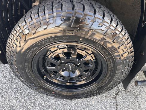 Used 2023 Subaru Crosstrek 2.0i Premium w/ Special Edition image 27