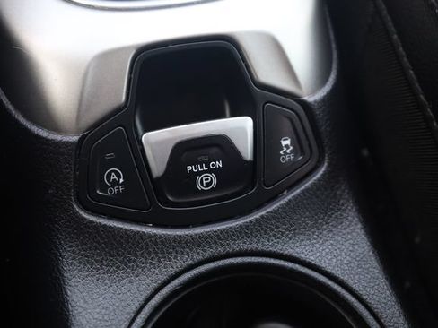 Used 2020 Jeep Compass Latitude FWD image 20
