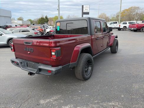 Used 2021 Jeep Gladiator Sport image 7