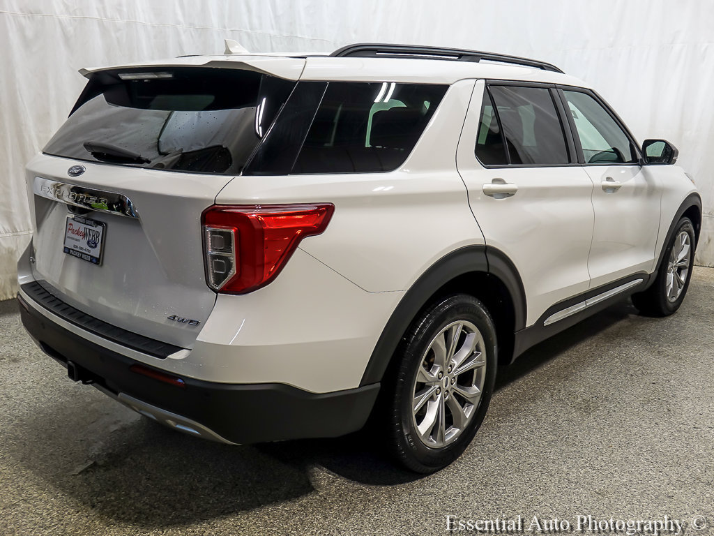 Certified 2024 Ford Explorer XLT w/ Equipment Group 202A AWD/4WD image 8