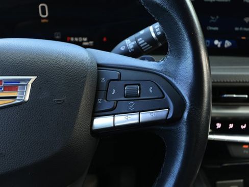 Used 2024 Cadillac XT4 Premium Luxury image 14