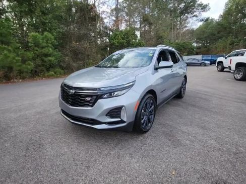 Certified 2024 Chevrolet Equinox RS image 9