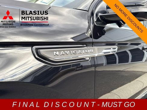 Used 2022 Lincoln Navigator Reserve image 47