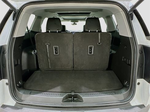 Used 2020 GMC Acadia AT4 w/ LPO, Adventure Package image 28