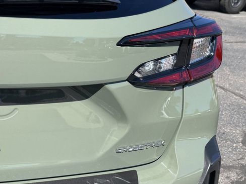 Used 2024 Subaru Crosstrek 2.5i Limited w/ Crosstrek Mirror Package AWD/4WD image 8