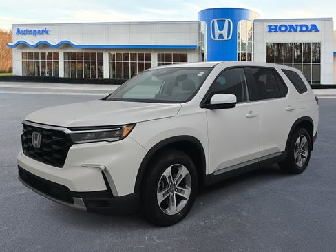 Certified 2025 Honda Pilot EX-L image 1