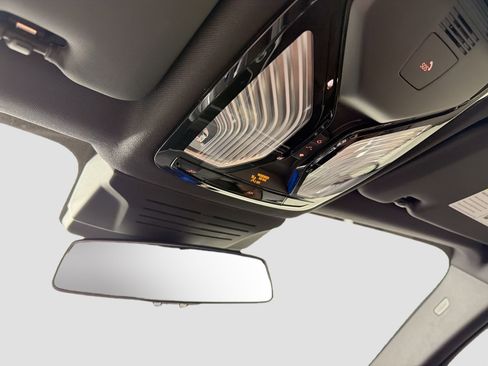 New 2026 BMW X5 M60i w/ Climate Comfort Package image 20