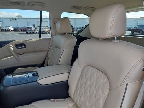 Used 2024 Nissan Armada Platinum w/ Captain's Chairs Package image 14