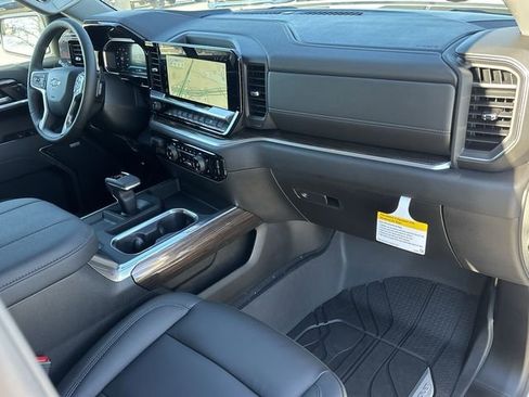 New 2026 Chevrolet Silverado 1500 RST w/ Dark Appearance Package image 27