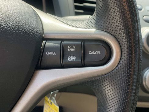 Used 2010 Honda Civic LX image 4