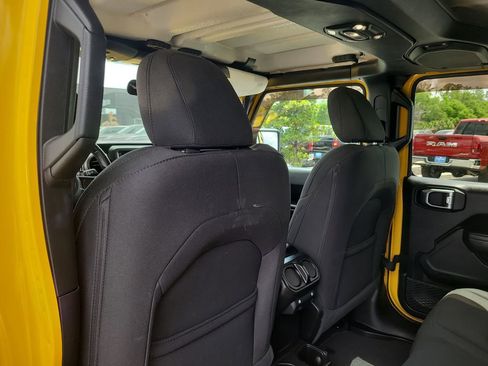 Used 2020 Jeep Wrangler Unlimited Sport S image 9