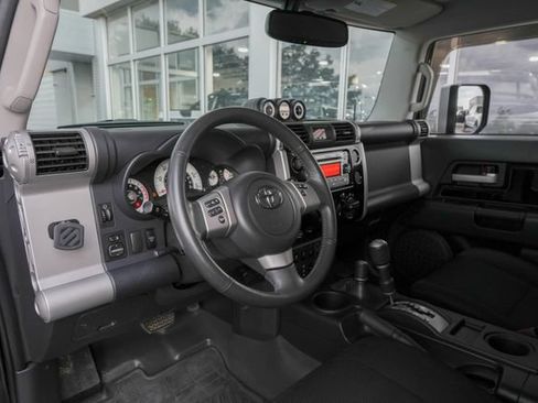 Used 2014 Toyota FJ Cruiser 4WD w/ Upgrade Package image 23