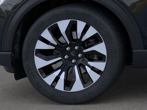 New 2026 Ford Explorer Platinum w/ LUX Leather Package image 19