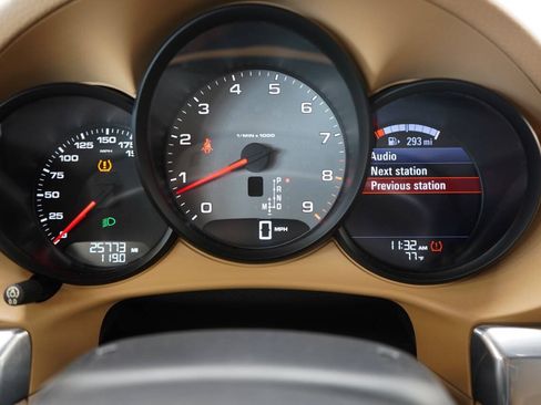Used 2015 Porsche Boxster S RWD image 86