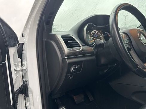 Used 2020 Jeep Grand Cherokee Limited image 28