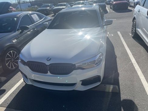 Used 2018 BMW 540i image 2