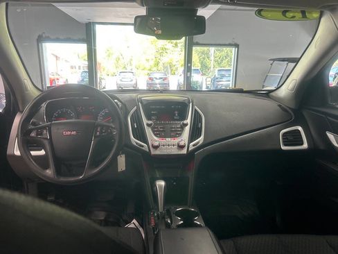 Used 2013 GMC Terrain SLE image 19