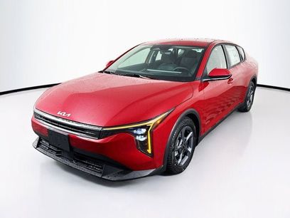 New 2025 Kia K4 LXS