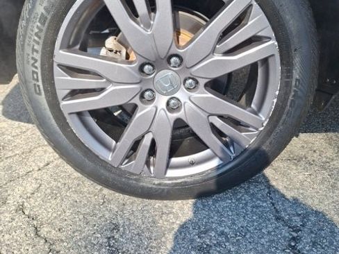 Used 2022 Honda Pilot Sport image 32