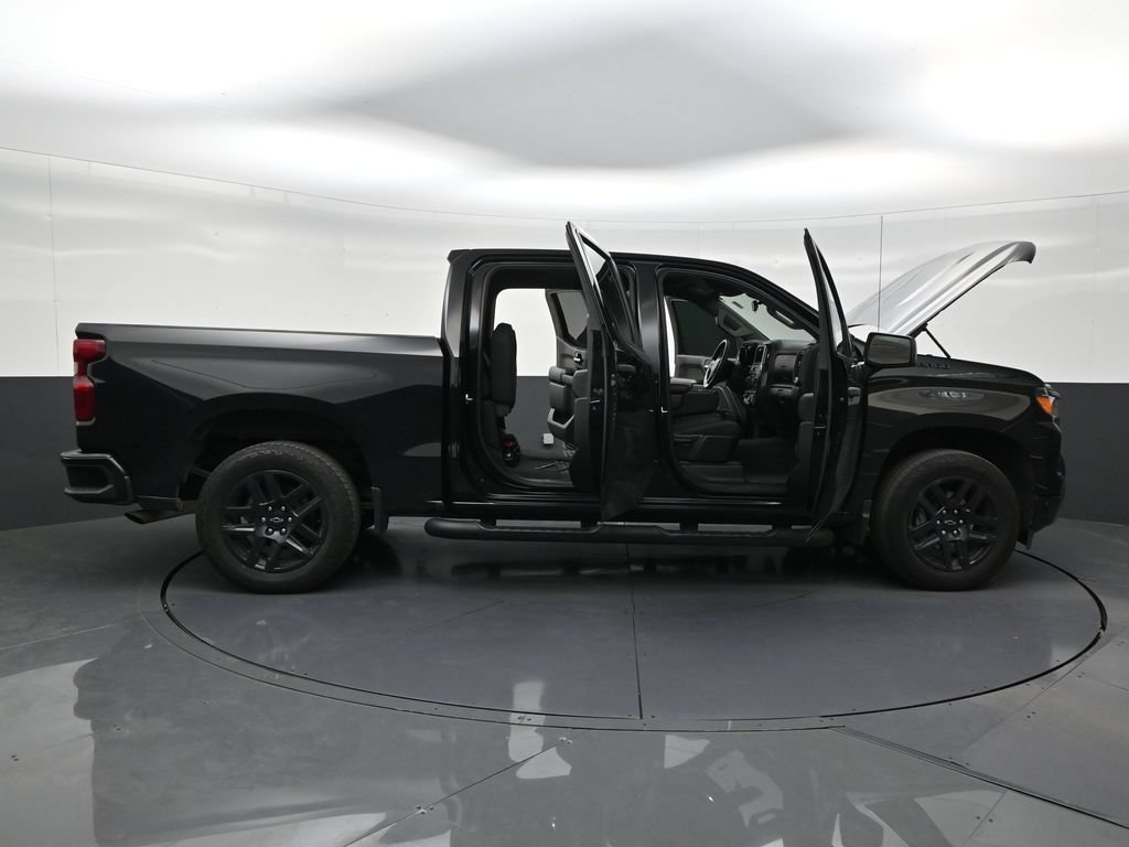 Used 2024 Chevrolet Silverado 1500 Custom w/ Turbomax Blackout Package RWD image 29
