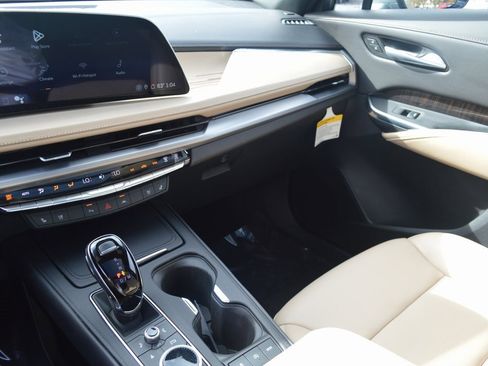 Used 2024 Cadillac XT4 Premium Luxury w/ Active Safety Package image 24