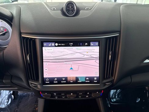 Certified 2023 Maserati Levante GT AWD/4WD image 14