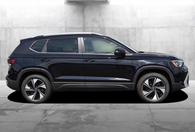New 2026 Volkswagen Taos SE AWD/4WD image 5