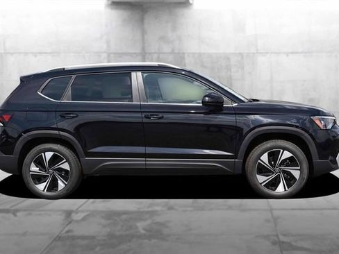 New 2026 Volkswagen Taos SE AWD/4WD image 5