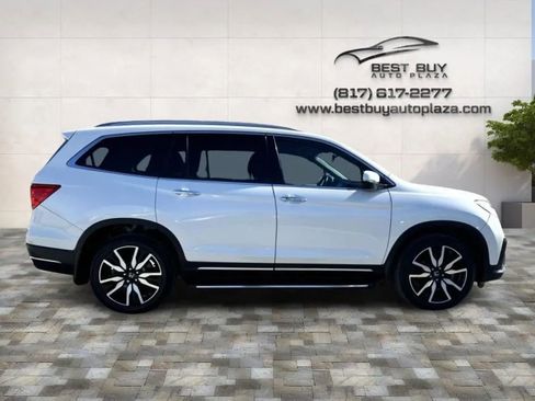 Used 2019 Honda Pilot Touring image 8