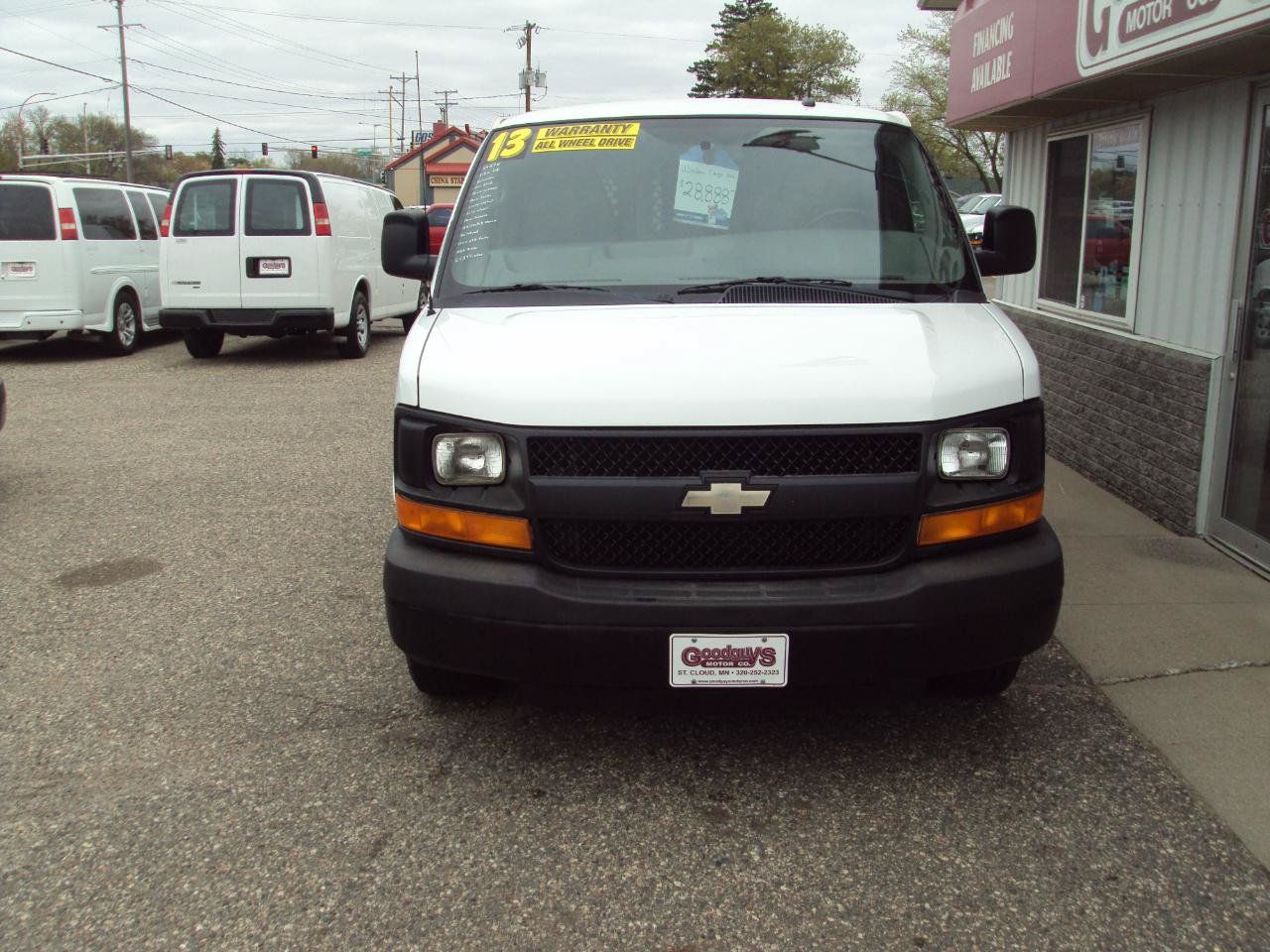 Used 2013 Chevrolet Express 1500 AWD image 3