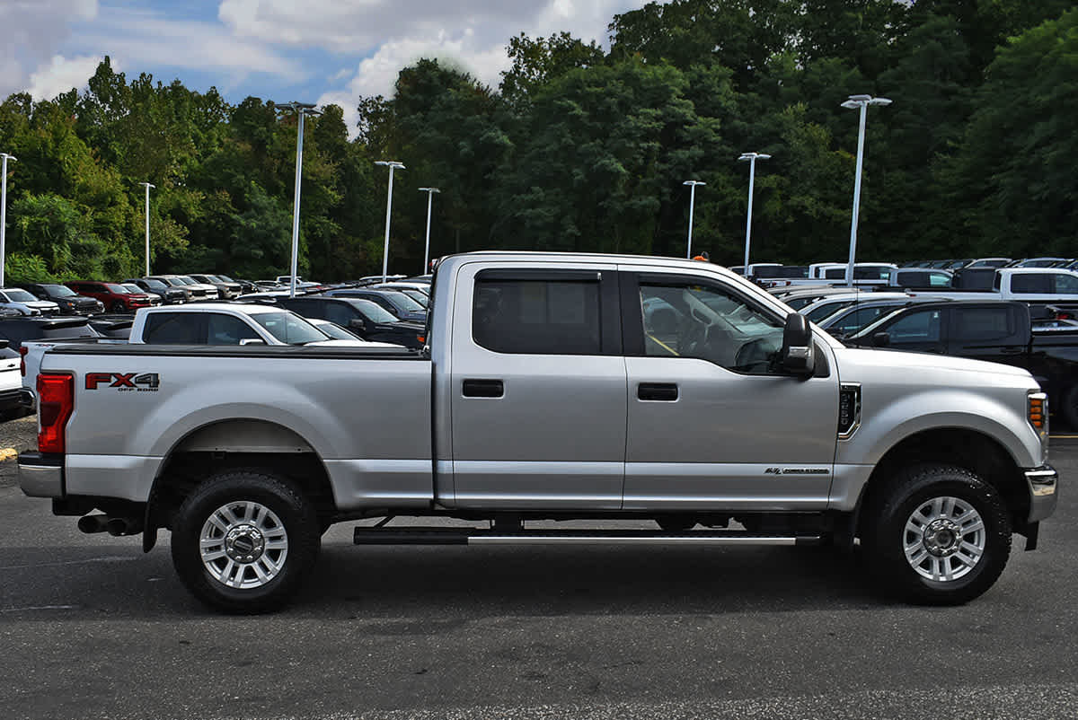 Used 2019 Ford F250 XLT w/ XLT Value Package AWD/4WD image 6