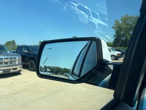 Used 2018 GMC Yukon SLT w/ Open Road Package RWD image 54