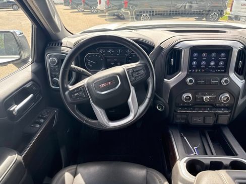 Used 2021 GMC Sierra 1500 SLT w/ SLT Premium Plus Package AWD/4WD image 13