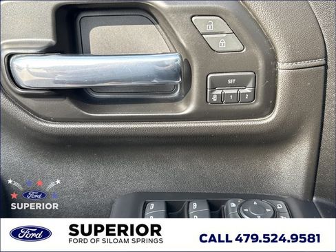 Used 2022 GMC Sierra 1500 SLT w/ SLT Premium Plus Package AWD/4WD image 17