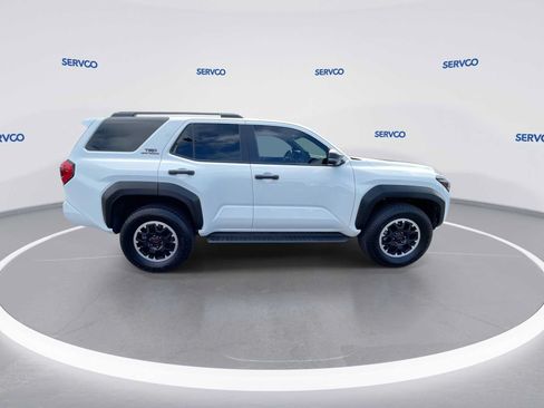 Used 2025 Toyota 4Runner TRD Off-Road Premium AWD/4WD image 9