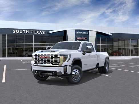 New 2026 GMC Sierra 3500 Denali w/ Denali Reserve Package image 8