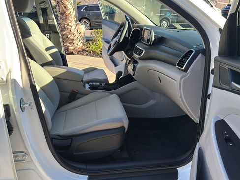Used 2020 Hyundai Tucson SE image 12