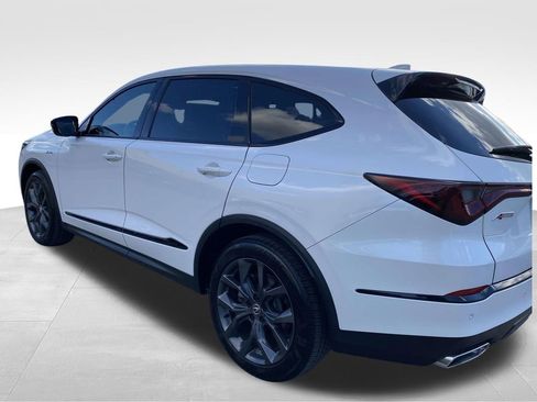 Used 2023 Acura MDX A-Spec image 3