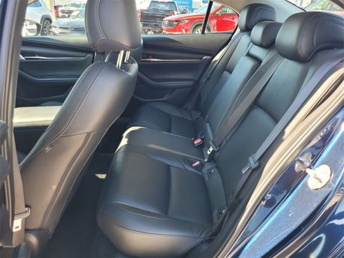 Used 2019 MAZDA MAZDA3 Sedan w/ Preferred Package image 3
