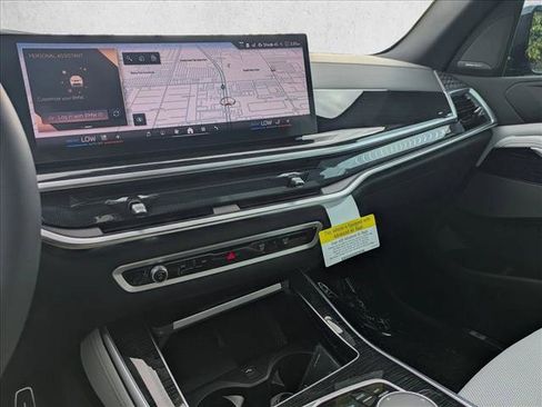 Used 2026 BMW X5 xDrive40i w/ M Sport Package image 12