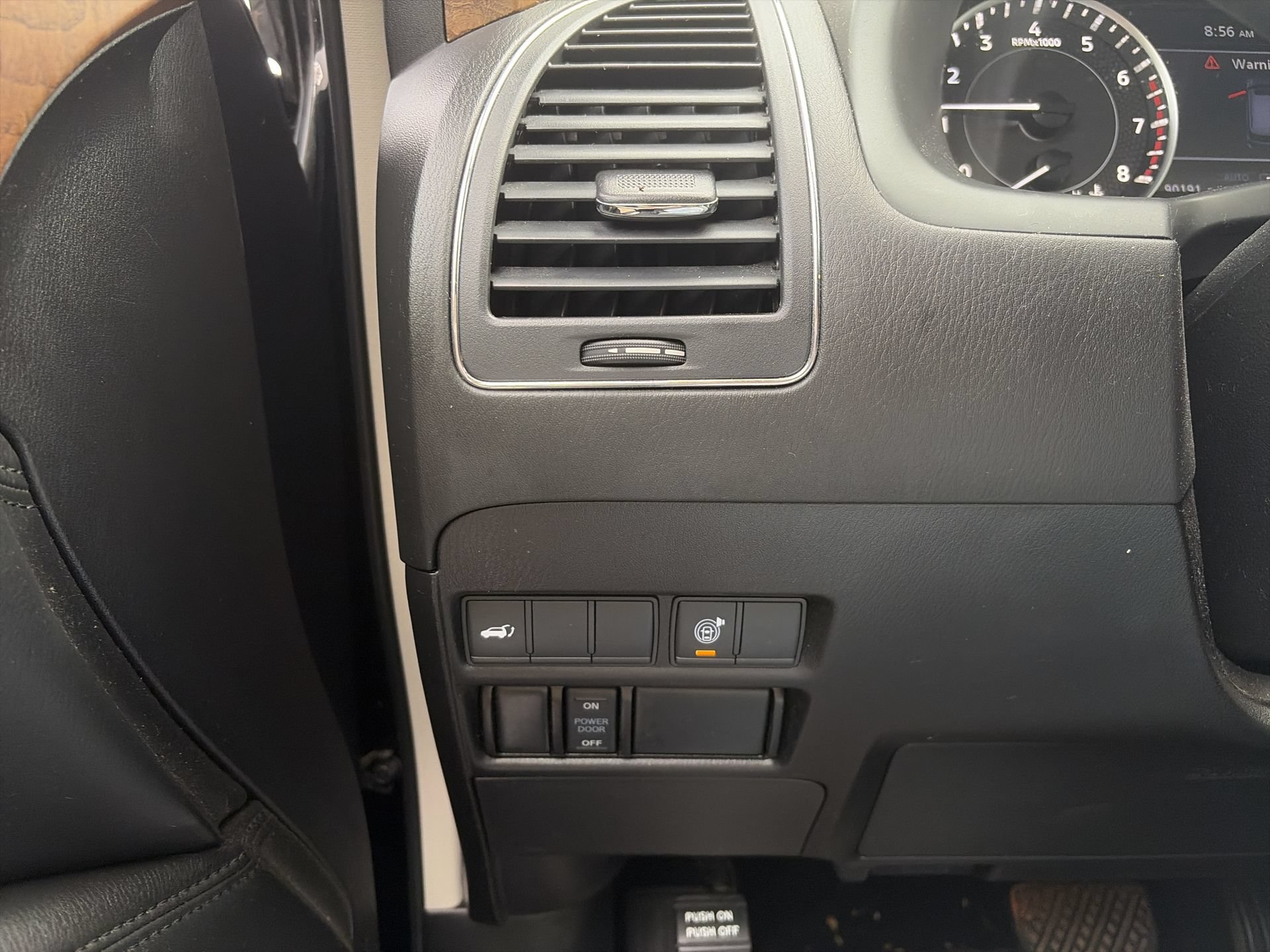 Used 2022 Nissan Armada SL w/ Captain's Chairs Package AWD/4WD image 19